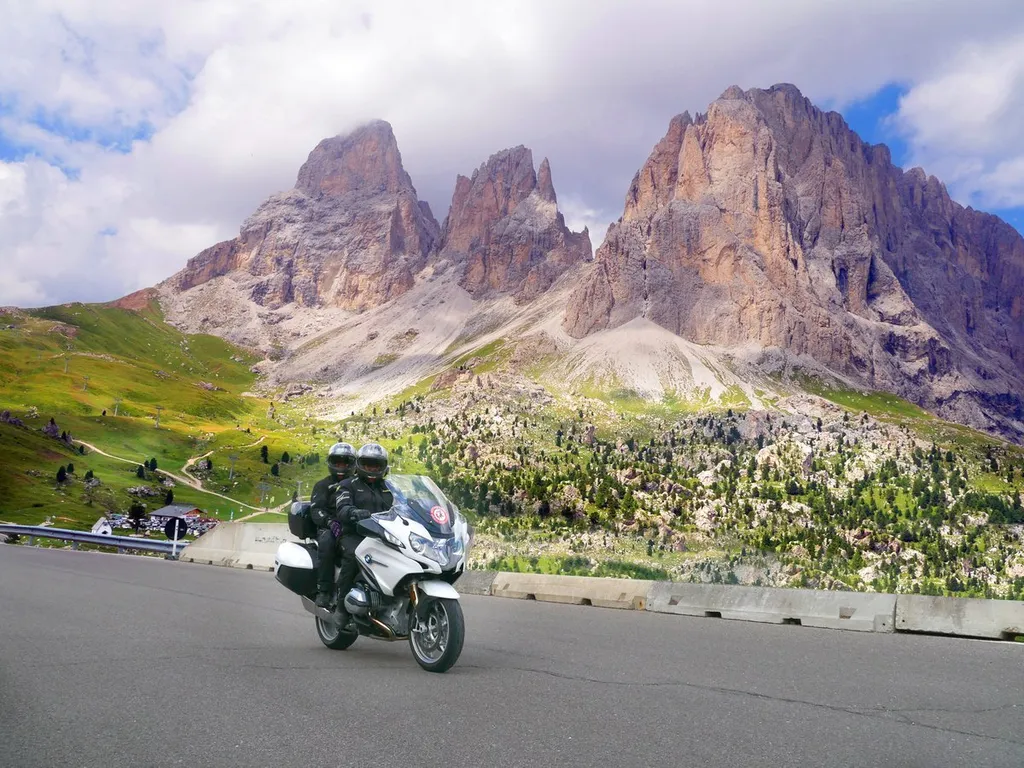 Alpine Motorcycle Tour – Finest Mountain Passes