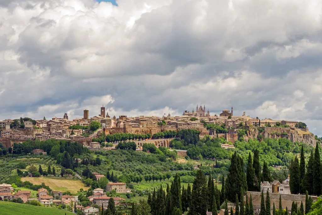 Italy Motorcycle Tour – Guided Round Trip