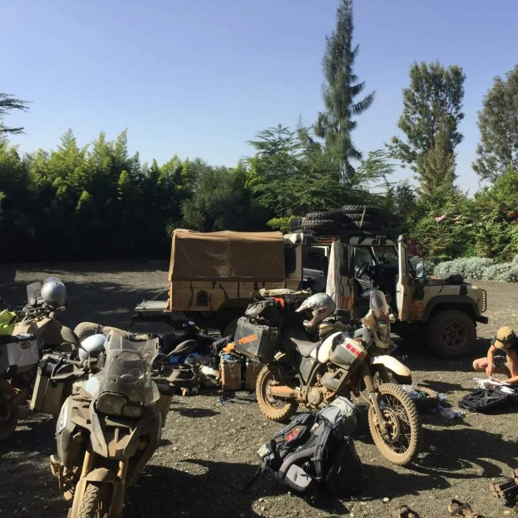 Tag 2: Kenia, die Enduro Tour Ostafrika beginnt