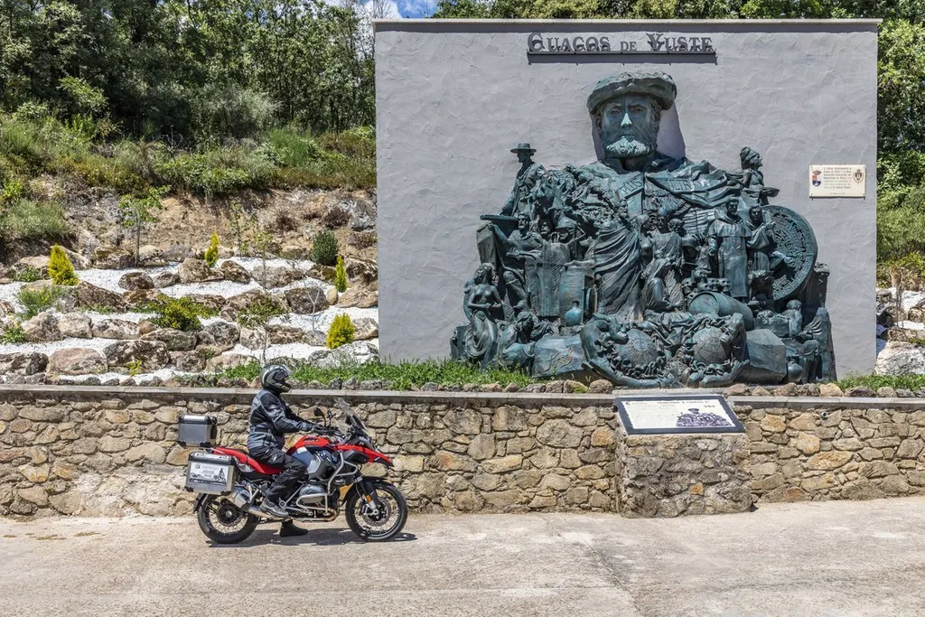 Motorradreise Extremadura – Das romantische Spanien