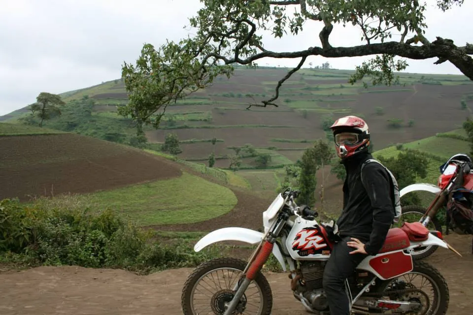 Enduro-Tour durch die Massai-Steppe zum Ozean