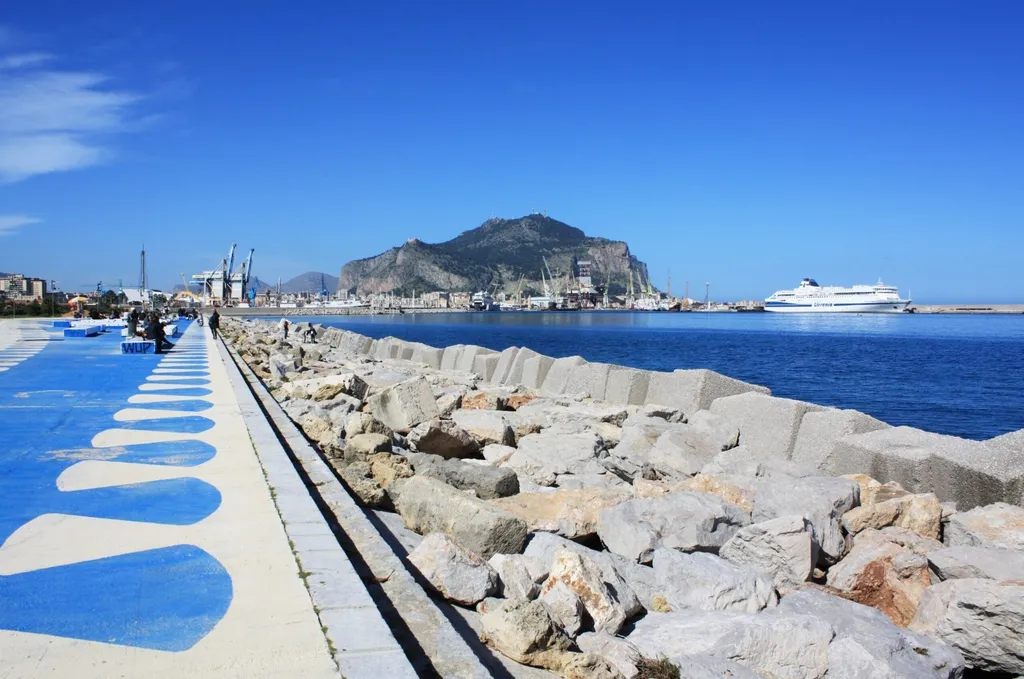 Italy Motorcycle Tour – Guided Round Trip
